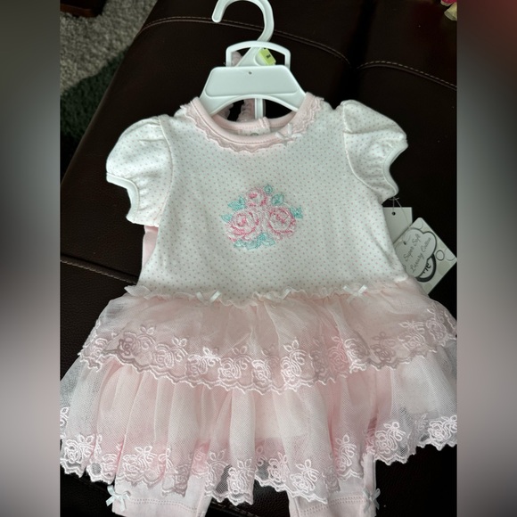 LITTLE ME 2 piece and headband set size 3 months, 100% cotton, super soft, NWT - Picture 2 of 4